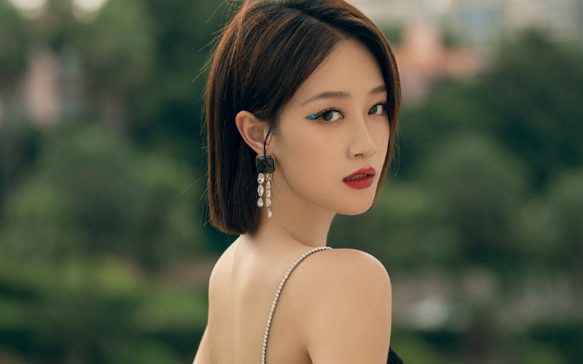 英超青训营引入虚拟现实技术强化战术认知,英超青年联赛