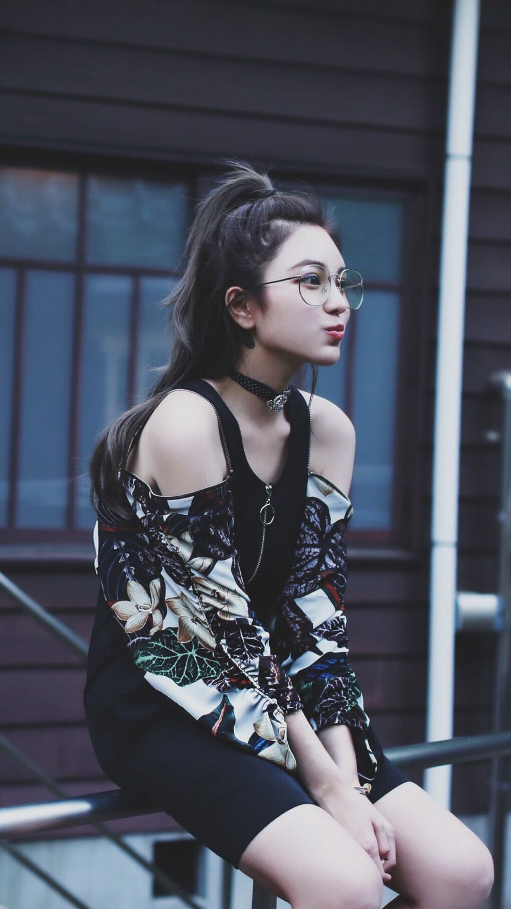 中国女排赛后集体鞠躬感谢球迷支持，中国女排让我心生敬意